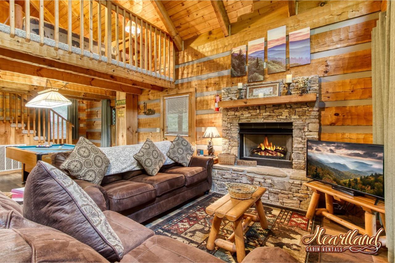 Cozy Mountain Hideaway Villa Gatlinburg Exterior photo