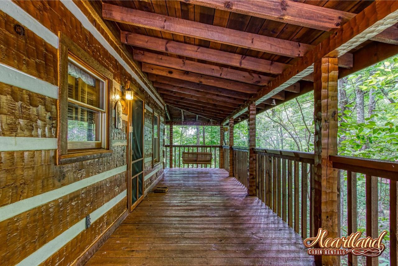 Cozy Mountain Hideaway Villa Gatlinburg Exterior photo