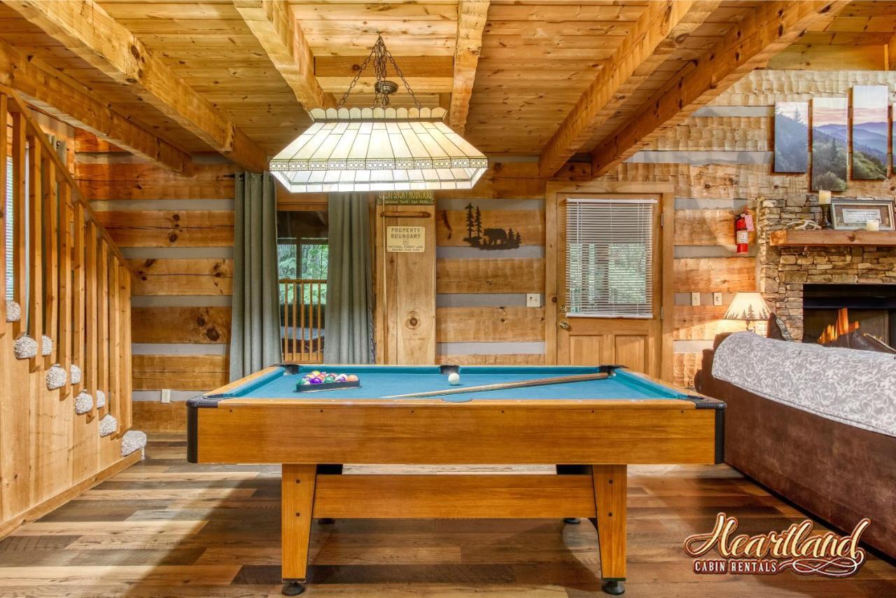 Cozy Mountain Hideaway Villa Gatlinburg Exterior photo